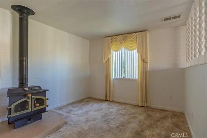 2115 S 11th Street, Los Banos, California 93635