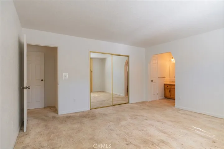2115 S 11th Street, Los Banos, California 93635