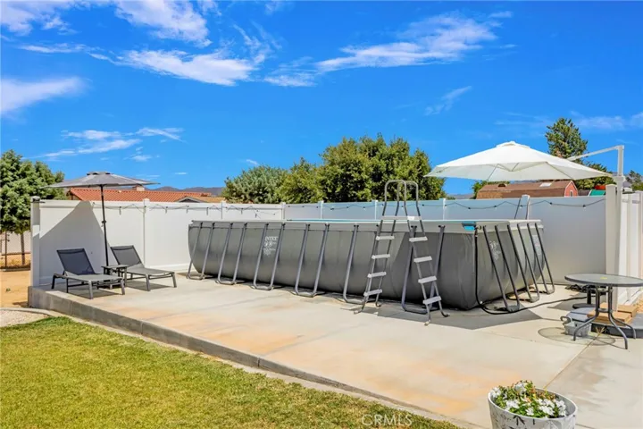 7735 Minstead, Hesperia, California 92345