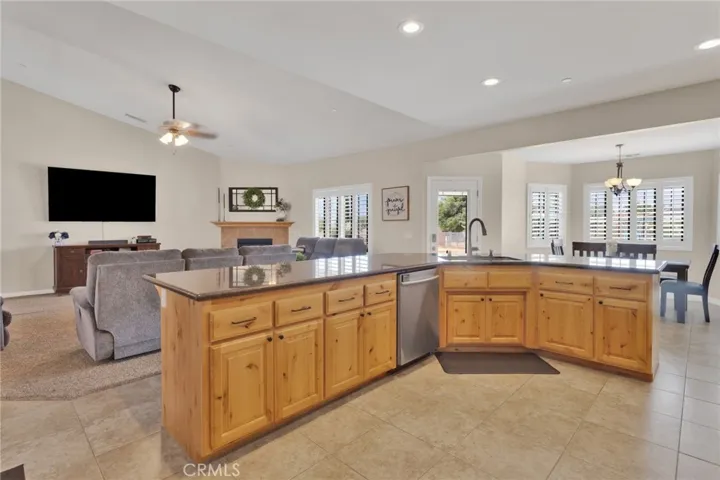 7735 Minstead, Hesperia, California 92345