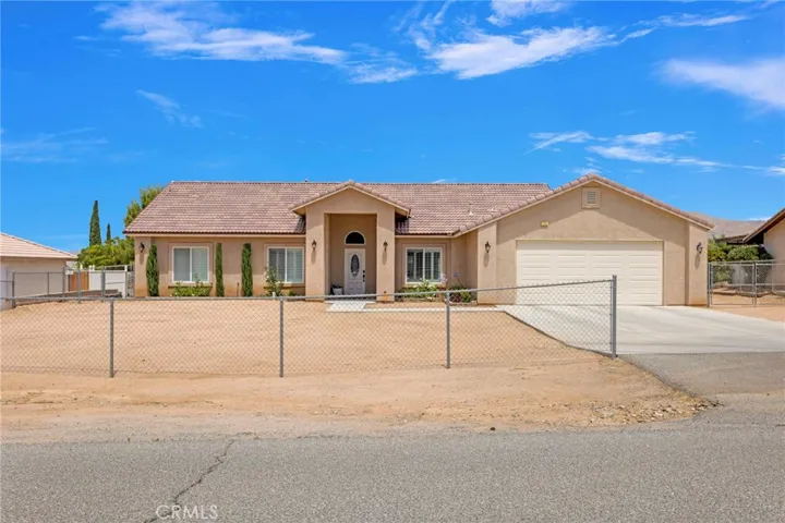 7735 Minstead, Hesperia, California 92345