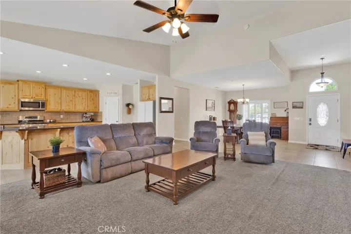 7735 Minstead, Hesperia, California 92345