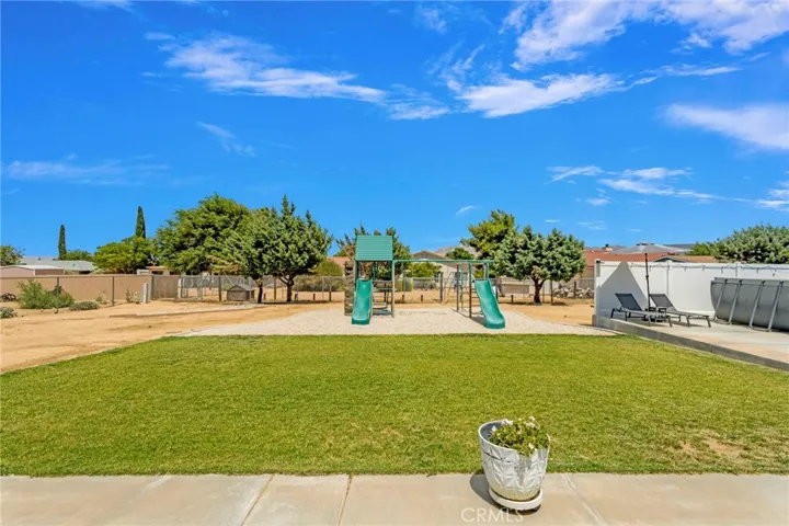7735 Minstead, Hesperia, California 92345