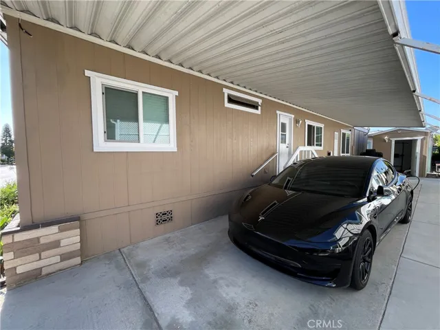 CARPORT