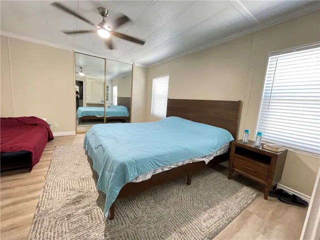 MAIN BEEDROOM