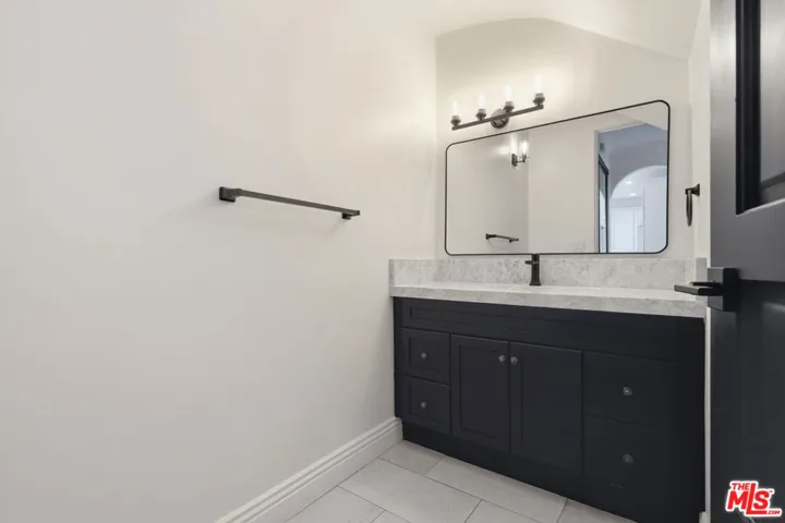 8908 Appian Way, Los Angeles, California 90046