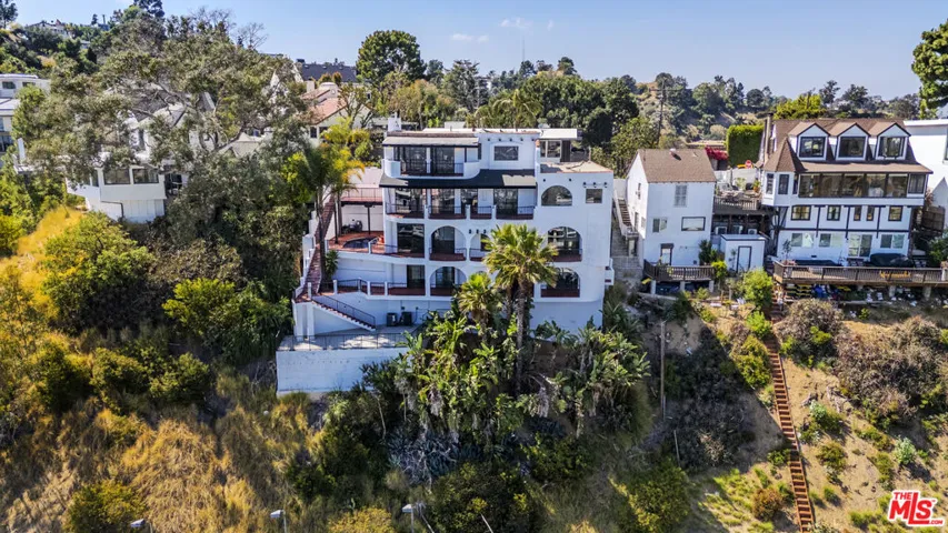 8908 Appian Way, Los Angeles, California 90046