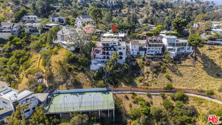 8908 Appian Way, Los Angeles, California 90046