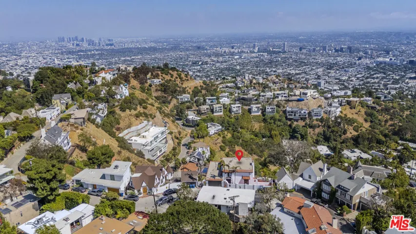 8908 Appian Way, Los Angeles, California 90046