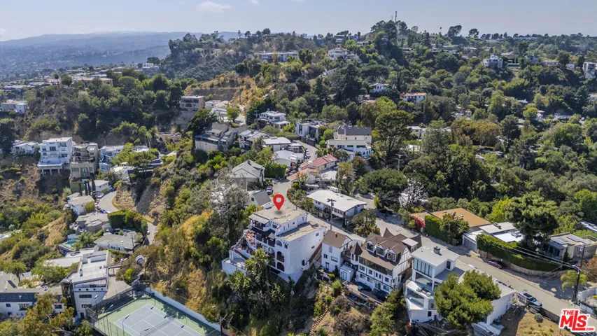 8908 Appian Way, Los Angeles, California 90046