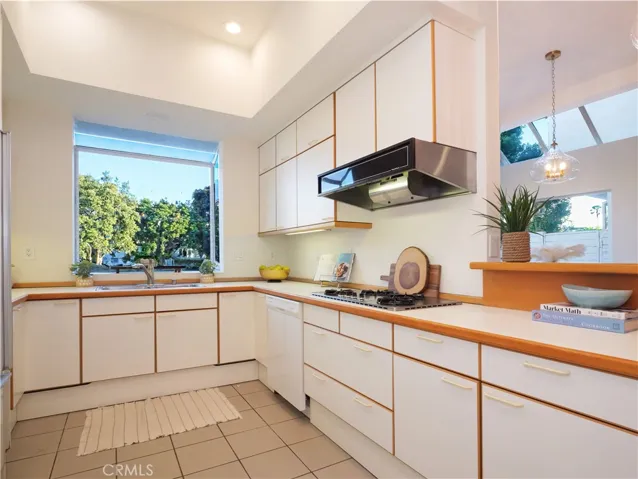 690 Harbor Street 4, Venice, California 90291