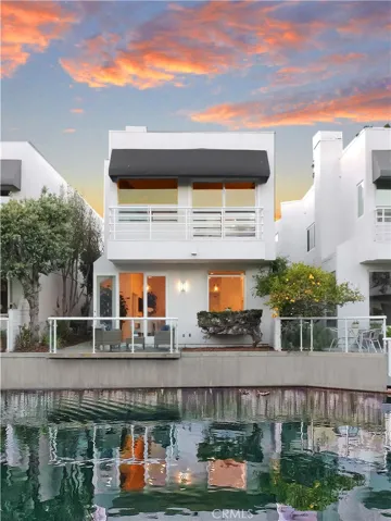 690 Harbor Street 4, Venice, California 90291