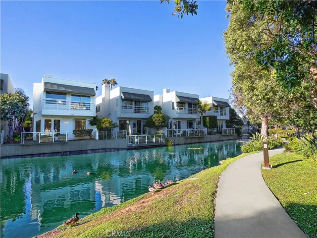 690 Harbor Street 4, Venice, California 90291