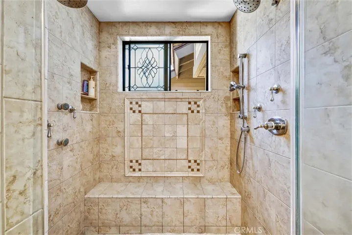 49 Pinewood, Irvine, California 92604
