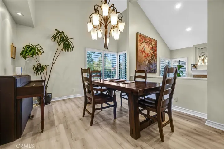 49 Pinewood, Irvine, California 92604