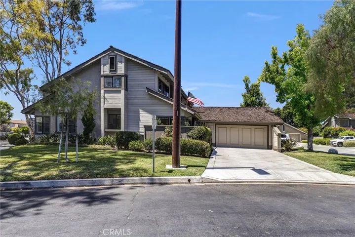 49 Pinewood, Irvine, California 92604