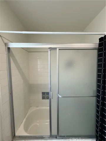 17111 Roscoe Boulevard 15, Northridge, California 91325