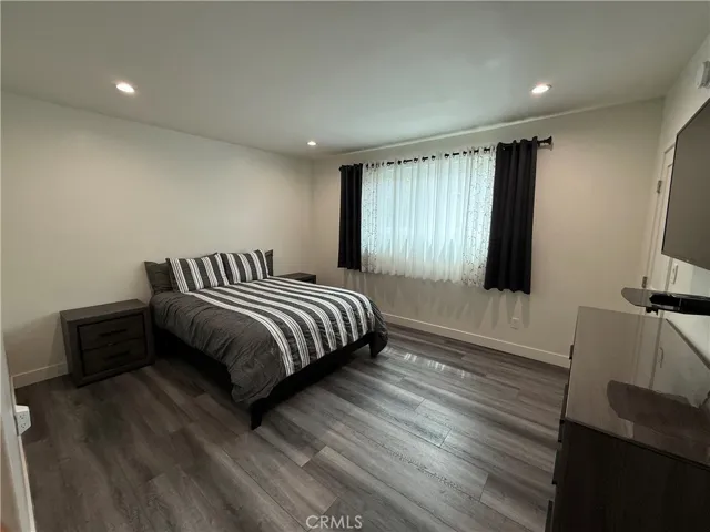 17111 Roscoe Boulevard 15, Northridge, California 91325