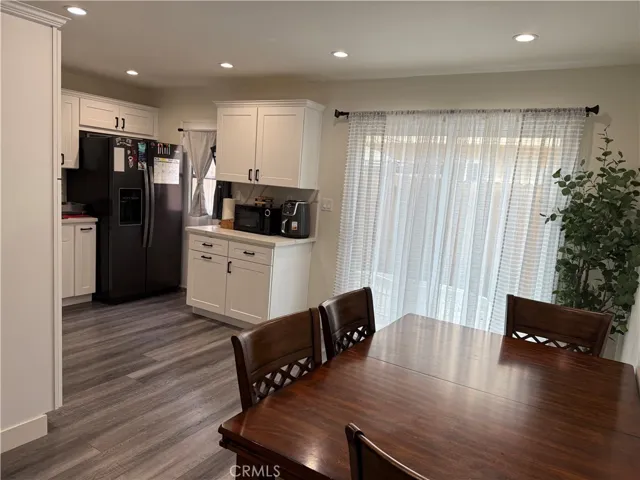 17111 Roscoe Boulevard 15, Northridge, California 91325