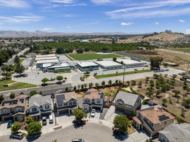 503 Cobalt Drive, Hollister, California 95023