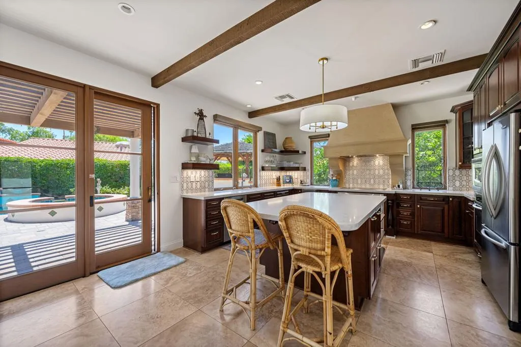 33-web-or-mls-KS_Vicente_Miller_0626_033