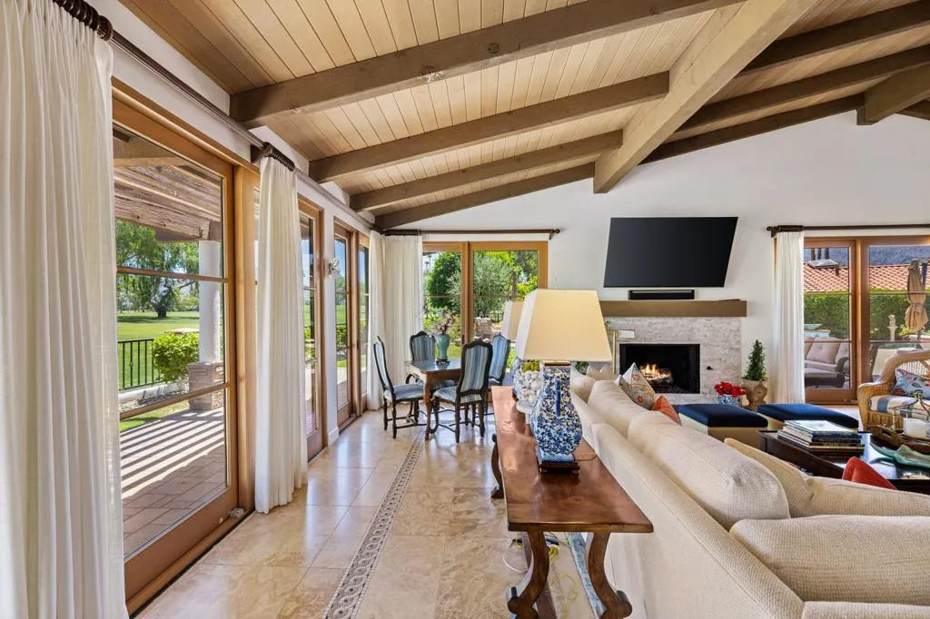 25-web-or-mls-KS_Vicente_Miller_0626_025