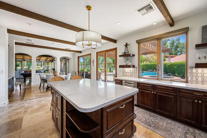 38-web-or-mls-KS_Vicente_Miller_0626_038