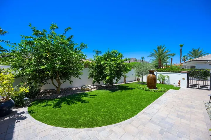 49-web-or-mls-KS_Vicente_Miller_0626_049