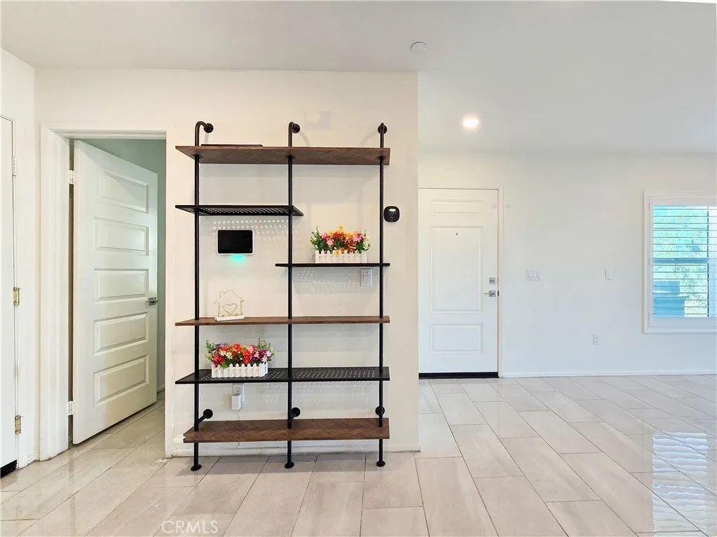 Entry Wall