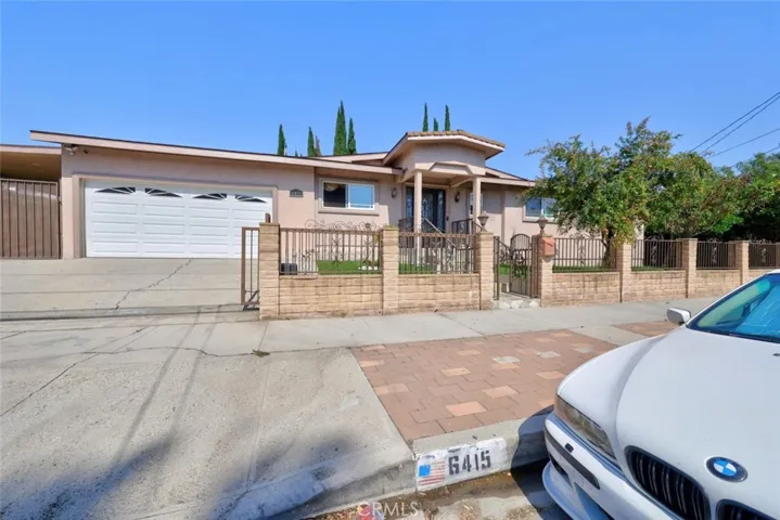6415 Varna Avenue, Van Nuys, California 91401