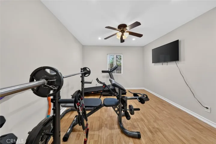 6415 Varna Avenue, Van Nuys, California 91401