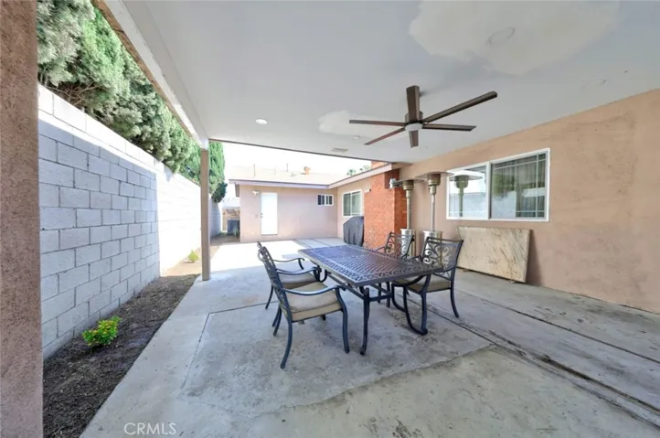 6415 Varna Avenue, Van Nuys, California 91401