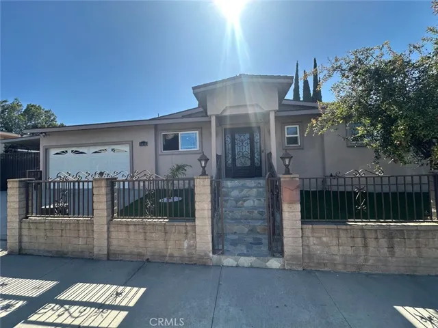 6415 Varna Avenue, Van Nuys, California 91401
