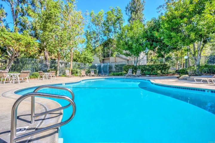 26701 Quail Creek 228, Laguna Hills, California 92656