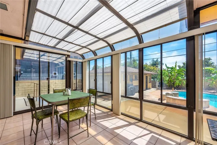 1130 Centinela, Santa Monica, California 90403