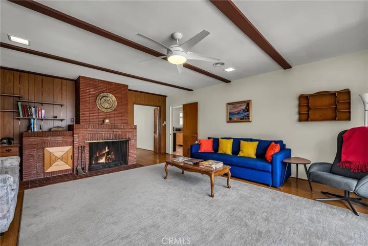 1130 Centinela, Santa Monica, California 90403