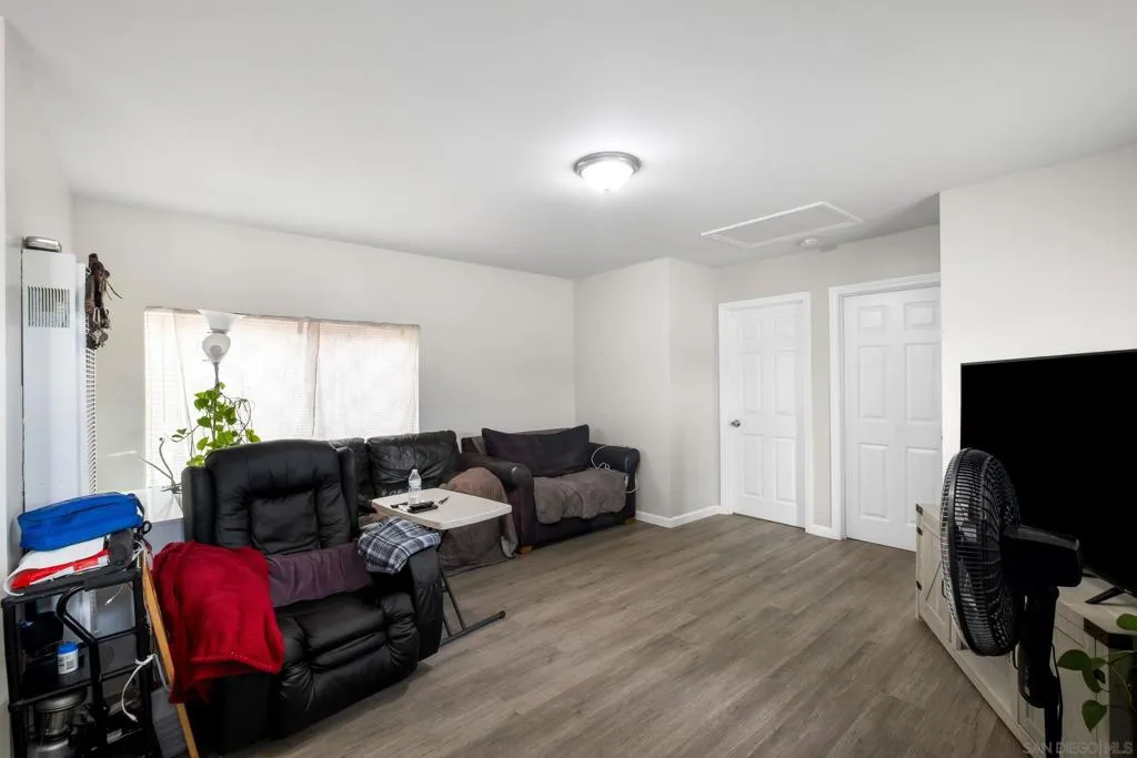 931 935 13'th St, Imperial Beach, California 91932 — photo 5