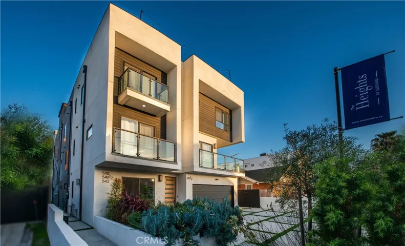 542 N Serrano Avenue, Los Angeles, California 90004