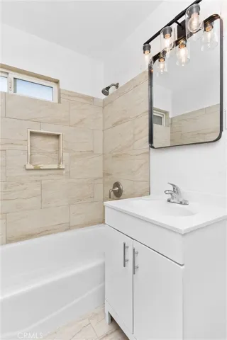 Shared full bath