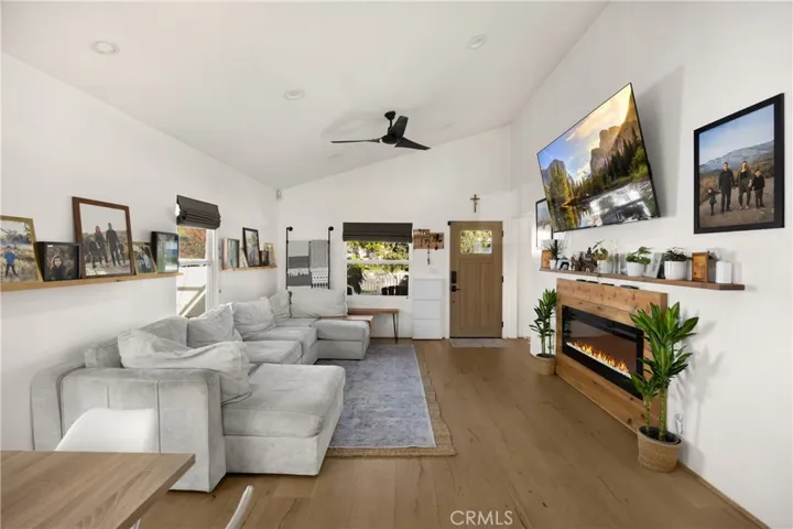 506 E 11th, Upland, California 91786