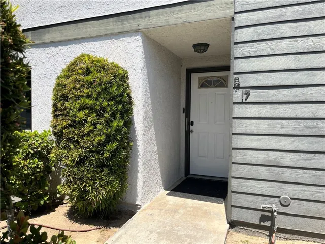 11311 Tampa 17, Porter Ranch, California 91326