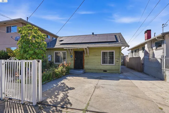 Welcome to 1473 82nd Ave