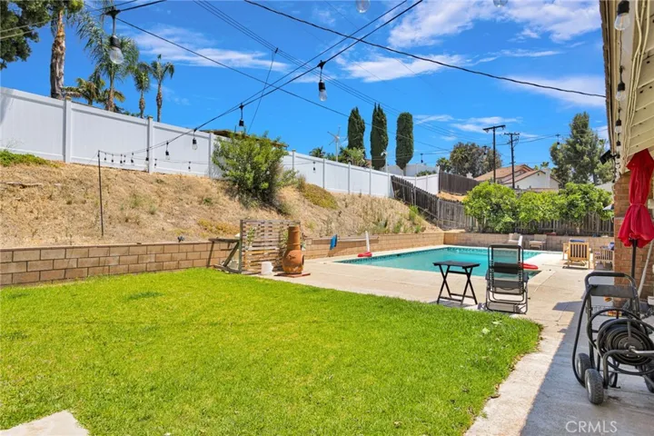981 Serfas Club, Corona, California 92882