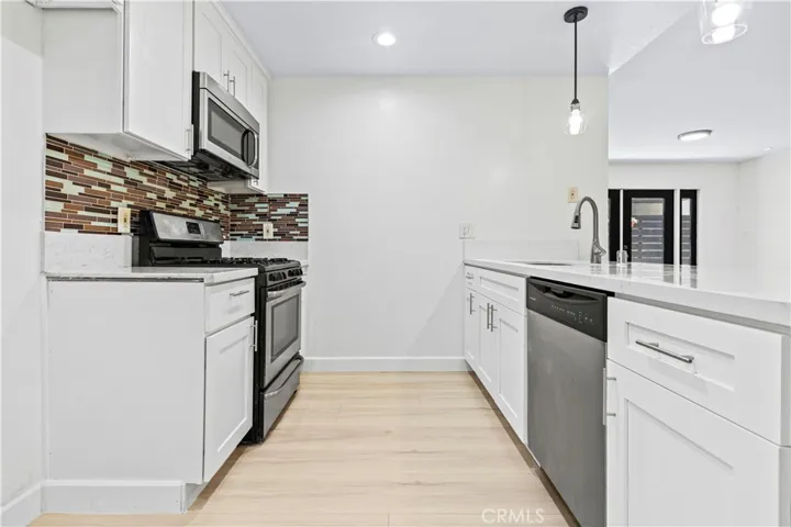 2121 Beloit Avenue 112, Los Angeles, California 90025
