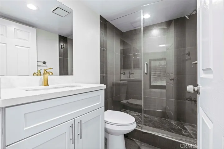 2121 Beloit Avenue 112, Los Angeles, California 90025