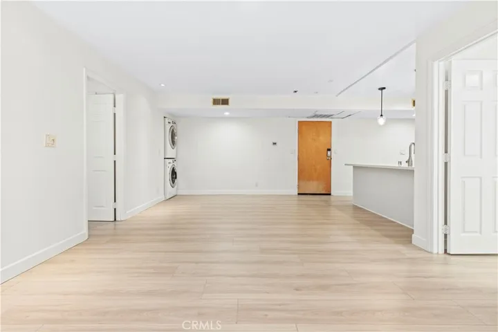2121 Beloit Avenue 112, Los Angeles, California 90025