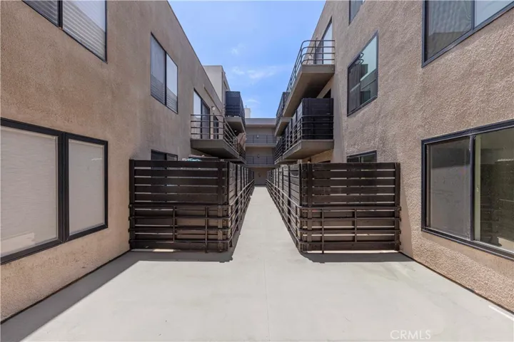 2121 Beloit Avenue 112, Los Angeles, California 90025