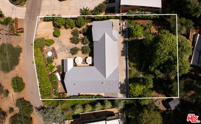 28960 Crags Drive, Agoura Hills, California 91301