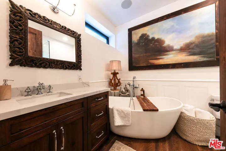 28960 Crags Drive, Agoura Hills, California 91301