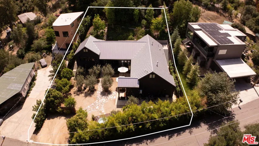 28960 Crags Drive, Agoura Hills, California 91301